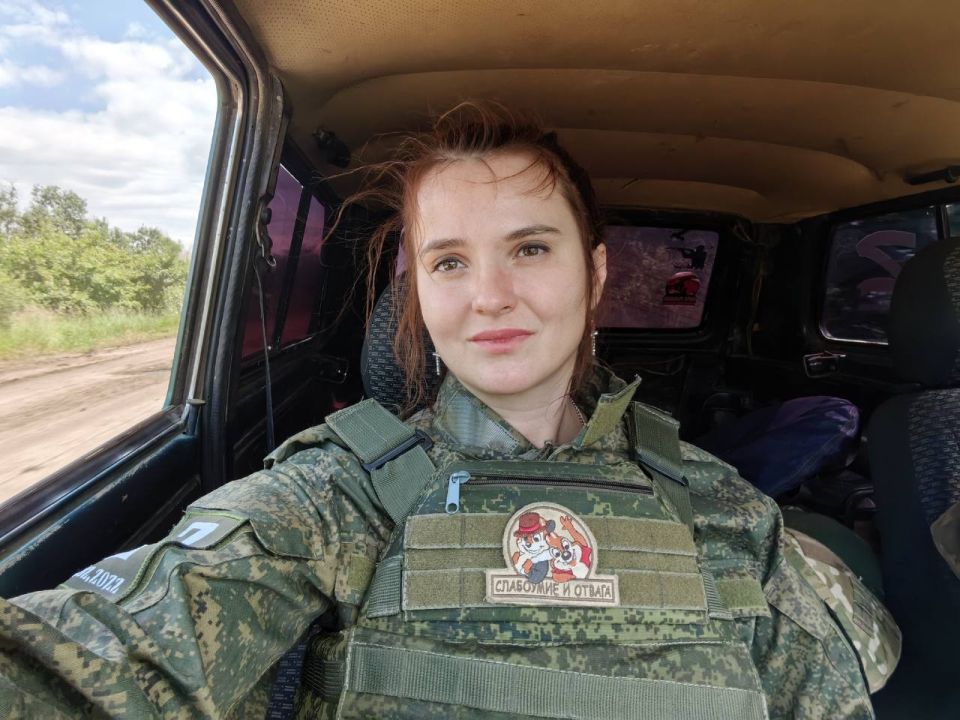 Анна Долгарева: Там день военного корреспондента, говорят