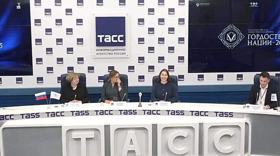 Марьяна Наумова: РИСУЕМ, УЧИМ, ПОМОГАЕМ:. Я стараюсь использовать любую возможность для продвижения важнейшего проекта по детской и подростковой безопасности, и гражданской обороне