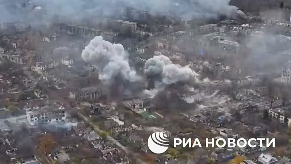 Авиабомбы ФАБ-500 накрыли пункт временной дислокации ВСУ в Родинском в ДНР