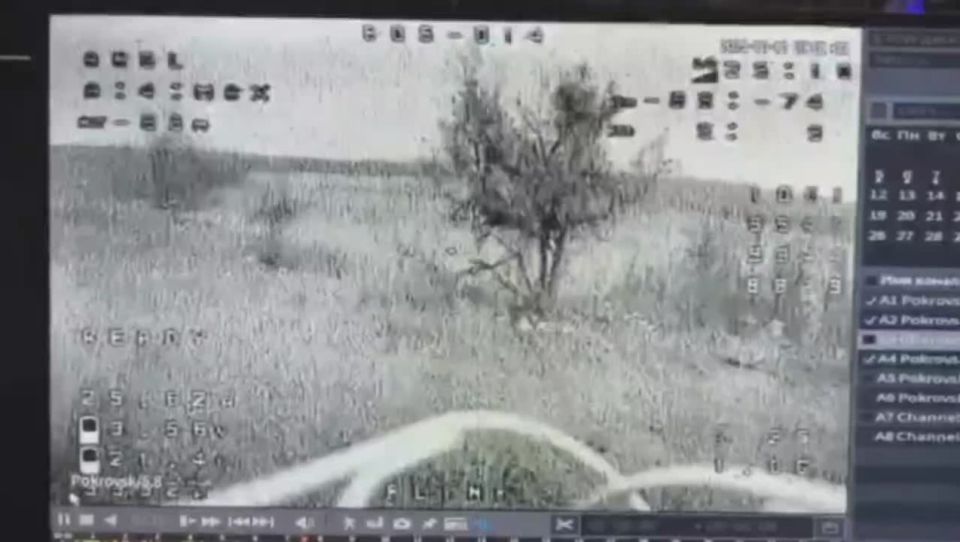 Андрей Филатов: Такая же тактика "притворись жмуром" и закономерный финал, так как количество фпв позволяет противнику на одного человека тратить несколько камиков