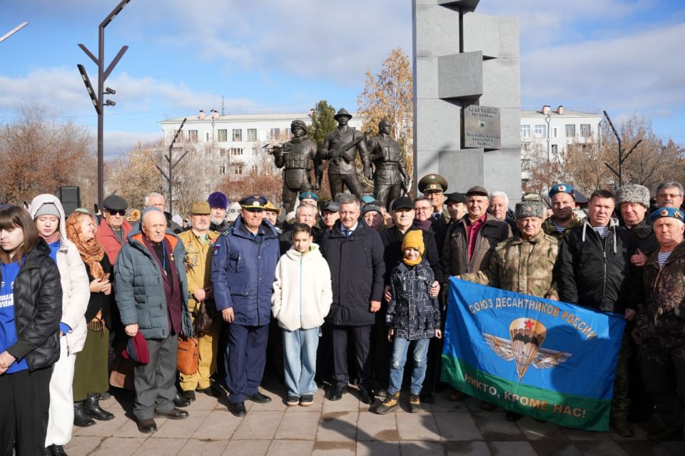 Мемориал «Аллея Памяти», посвященный защитникам Отечества, открыли в Иркутске в День народного единства Мемориал «Аллея Памяти», посвященный защитникам Отечества, открыли в Иркутске в День народного единства