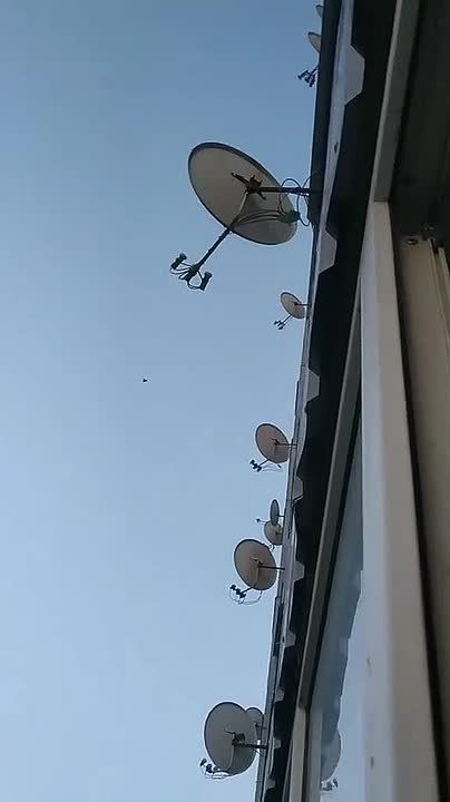 Чингис Дамбиев: Русская "Герань" идет на цель под стрелковым огнем с земли над Киевом