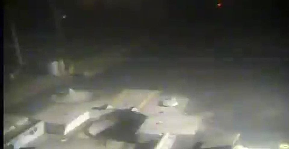 США провели запуск межконтинентальной баллистической ракеты Minuteman III без боевого заряда, сообщает Военно-воздушная база "Ванденберг"