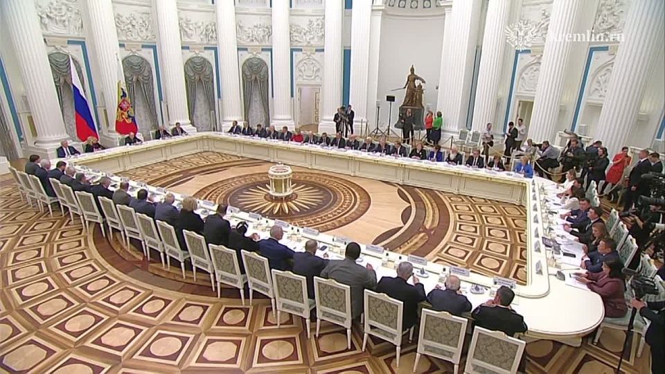 Провокаторы из-за рубежа хотят пошатнуть единство России, используя межнациональные факторы — Путин