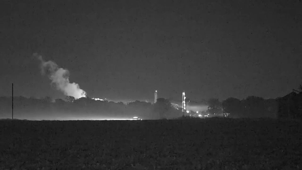 Взрыв и утечка жидкого аммиака на химзаводе в США — Fox News