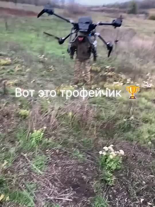 Чингис Дамбиев: Доброе утро. Еще рдин трофей русских штурмовиков