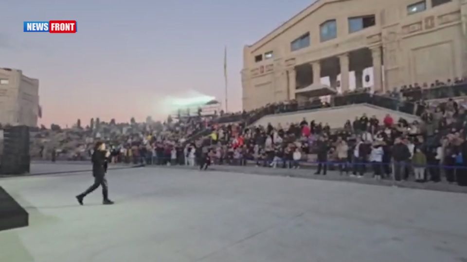 На сцене "Грифон-Арены" в Новом Херсонесе состоялся концерт группы "Земляне"