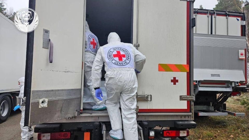 Понять масштабы потерь ВСУ можно по обмену телами, наши источники сообщали, что самые большие потери мы несем в котлах Сырского, в Авдеевке больше 3000 тысяч и почти 5000 в Курской области