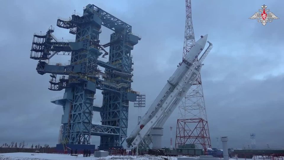 Во вторник, 25 ноября, в 16 часов 42 минуты с Государственного испытательного космодрома Министерства обороны Российской Федерации (космодром «Плесецк») в Архангельской области боевым расчетом космических войск...