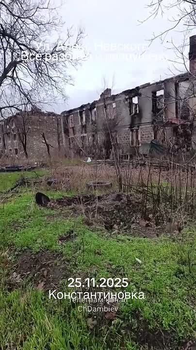 Чингис Дамбиев: Звуки стрелкового боя в южной части н.п. Константиновка Донецкой Народной Республики