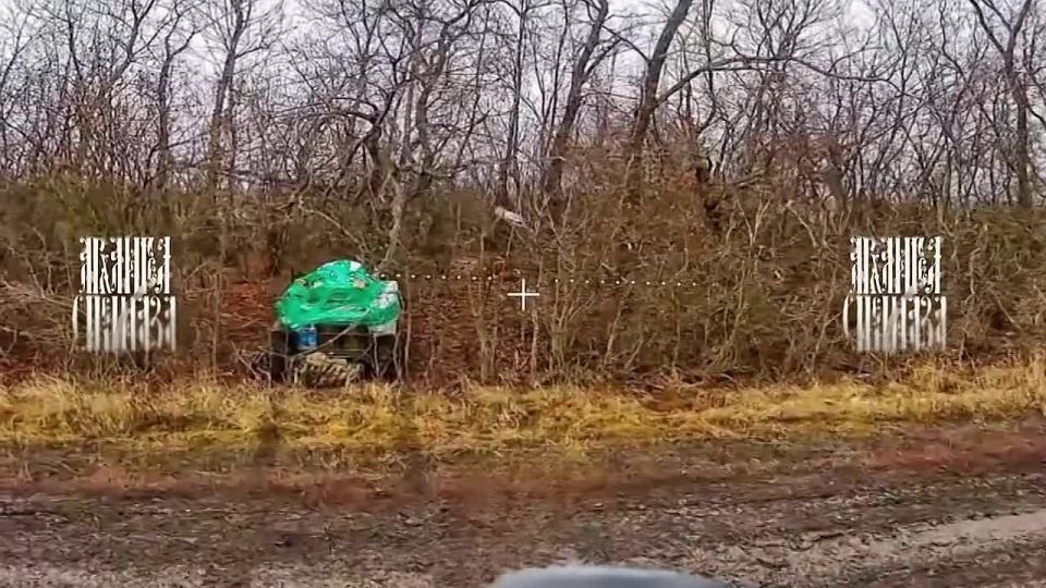 Плохо прятали!. Оператор НРТК решил спрятать свою тележку и повременить с подвозом, который так нужен противнику на Покровском направлении