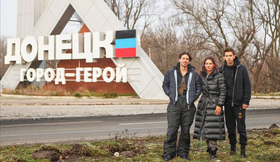 Артисты "Русского Радио" призвали коллег помочь жителям Донецка