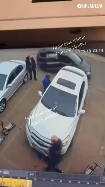 В оккупированной Одессе сотрудники ТЦК попытались провести моГилизацию на СТО