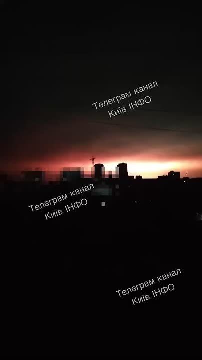 Массированный удар ракетами и дронами был нанесен ночью и утром по объектам энергетики в Киеве