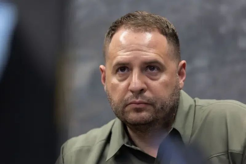 Экс-глава офиса Зеленского Ермак в комментарии New York Post объявил о готовности отправиться на фронт