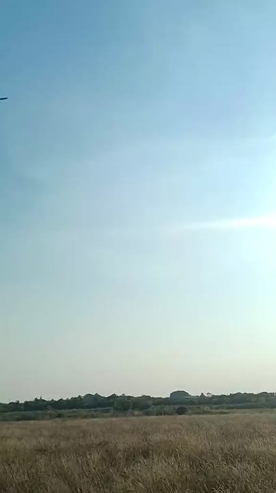 Чингис Дамбиев: Красивое видео пролета стаи русских крылатых ракет Х-101 над страной 404