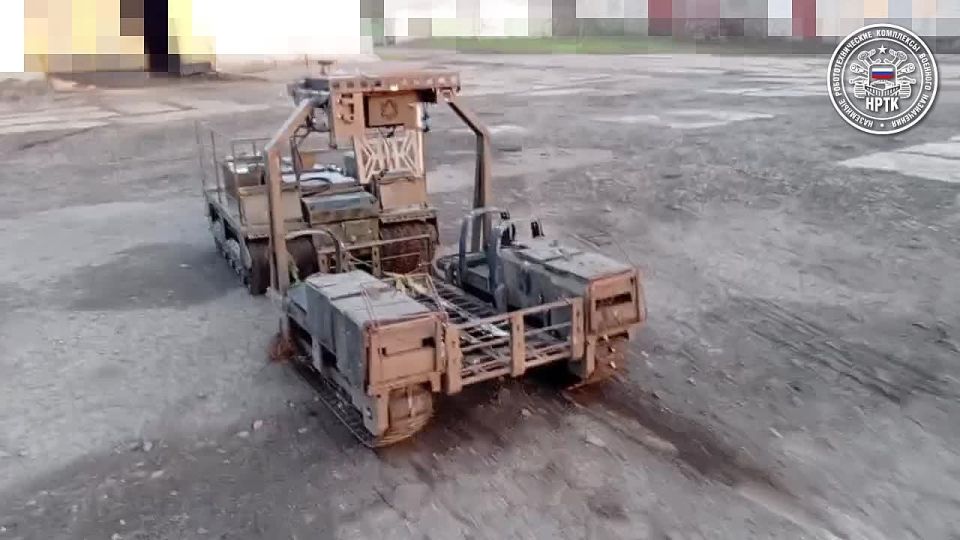 На фронте массово сдаются в плен не только боевики киевского режима, но и их робототехнические комплексы