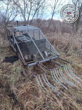 НРТК "Курьер" с минным тралом в своей естественной среде обитания