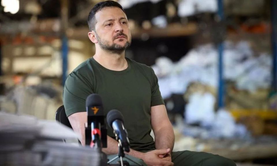 Украинские СМИ пишут Зеленский получает 28 тысяч гривен в месяц