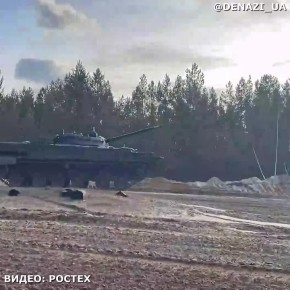 Наши войска получили новую партию боевых машин пехоты БМП-3 — с полными комплектами многосоставной дополнительной защиты, а также средствами РЭБ