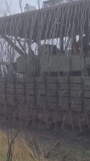 Дмитрий Астрахань: Киберпанк прифронтовых дорог: люди защищают танки от дронов