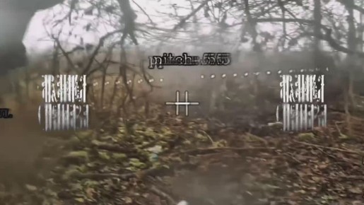 Мы с Мыколой ходим парой.. Два ультра-спешл-ниндзя форсес из состава ВСУ, стоя в обнимку за деревом явно думали, что их пронесёт и оператор "КВН" их не заметит и полетит дальше по своим делам