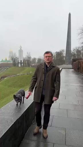 К декабрю следующего года Украина потеряет еще больше людей и территорий, если не подпишет мирное соглашение сейчас, считает экс-глава МИД Кулеба