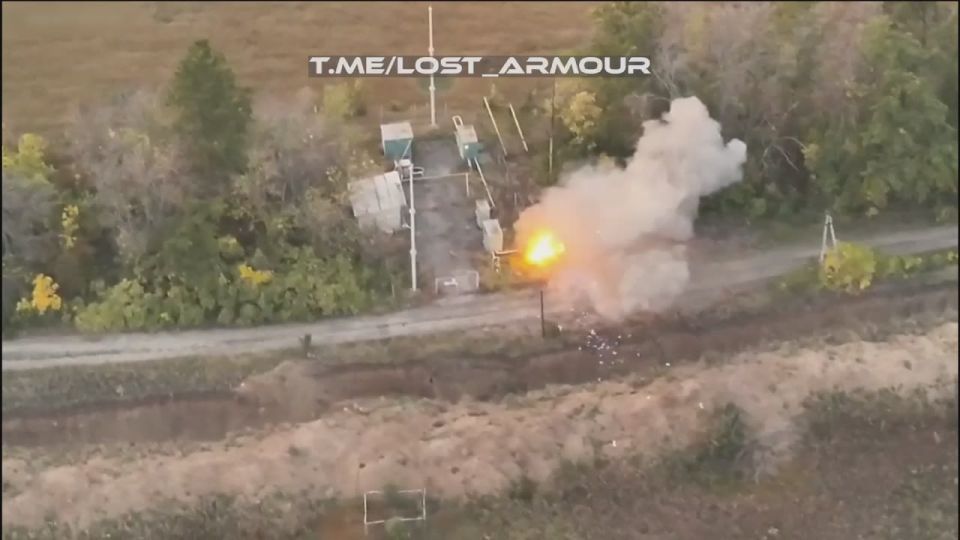 Владимир Разин: Дрон на оптоволокне наказал Микол за использование наследства колонизации Россией Украины, прилетев по их Ниве