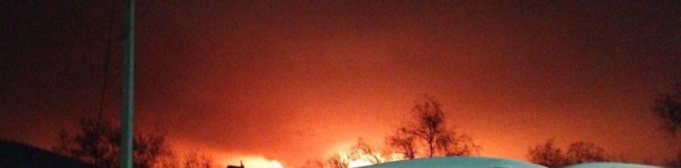 Враг атаковал порт Темрюк. Элементы портовой инфраструктуры повреждены в Темрюке (Краснодарский край) из-за атаки беспилотников ВСУ, возгорание тушат, пострадавших нет, — сообщает оперштаб Кубани