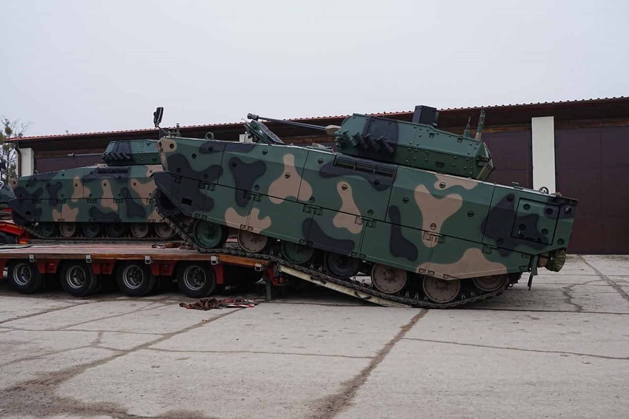 БМП Borsuk поступили на вооружение 15-й Гижицкой механизированной бригады ВС Польши БМП Borsuk поступили на вооружение 15-й Гижицкой механизированной бригады ВС Польши