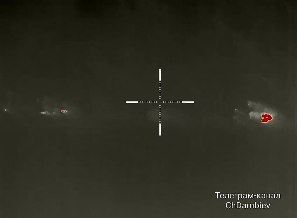 Чингис Дамбиев: Снайпер танкового соединения группировки "Восток" ВС РФ из Бурятии сбивает украинский дрон-бомбардировщик типа "Баба Яга"