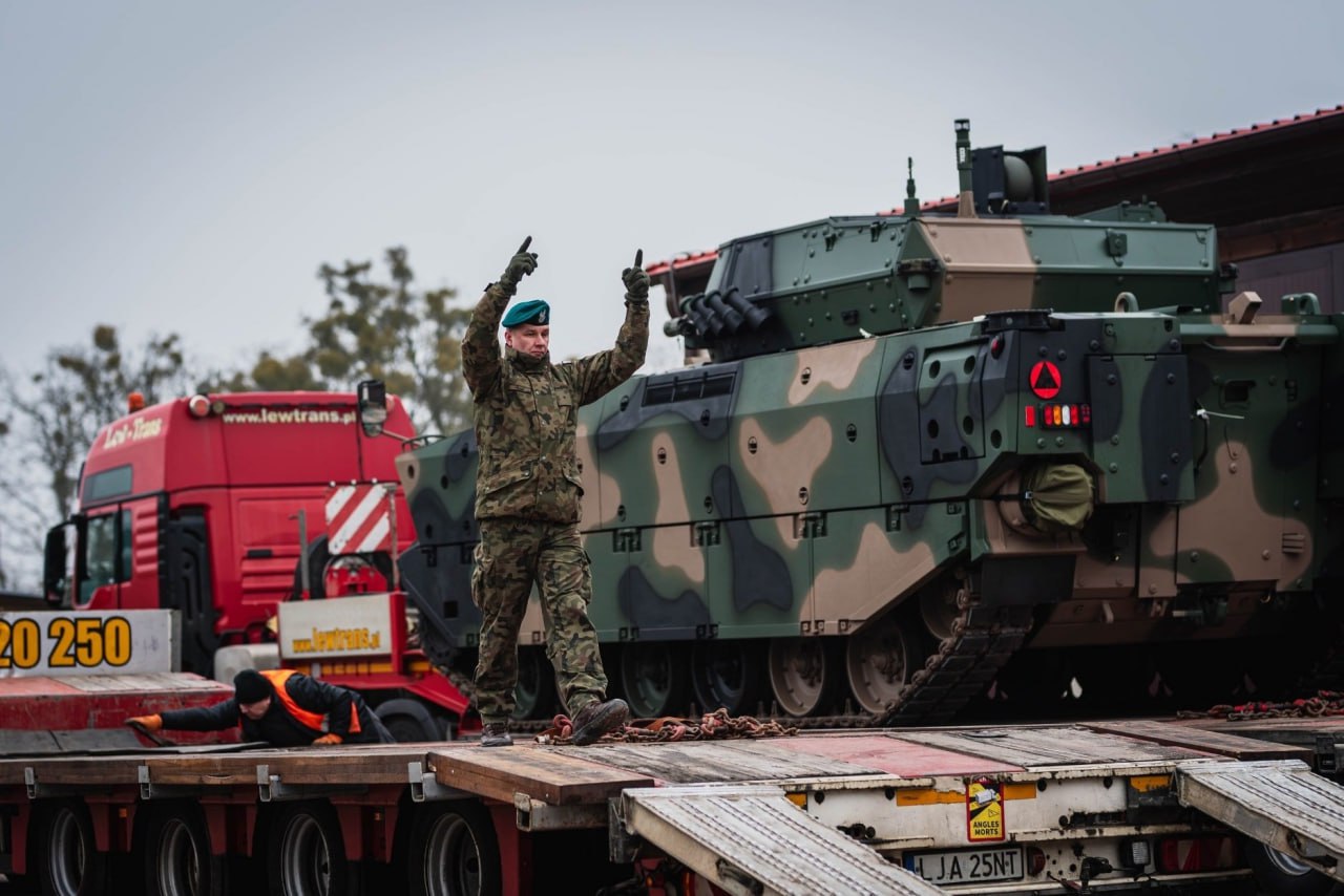 БМП Borsuk поступили на вооружение 15-й Гижицкой механизированной бригады ВС Польши БМП Borsuk поступили на вооружение 15-й Гижицкой механизированной бригады ВС Польши