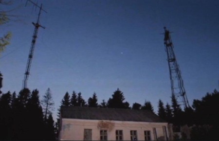 "Спинобаз", "пабодолл": Сообщения "Радиостанции Судного дня" напугали Запад