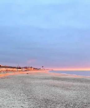 Живописный рассвет в Одессе: наши Герани сегодня красиво подсветили военные и энергетические объекты боевиков ВСУ