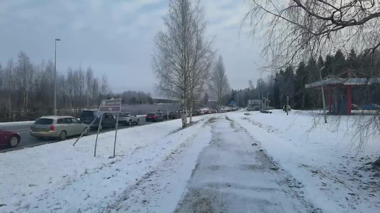 В Финляндии прошли автопробеги за открытие границы с Россией!