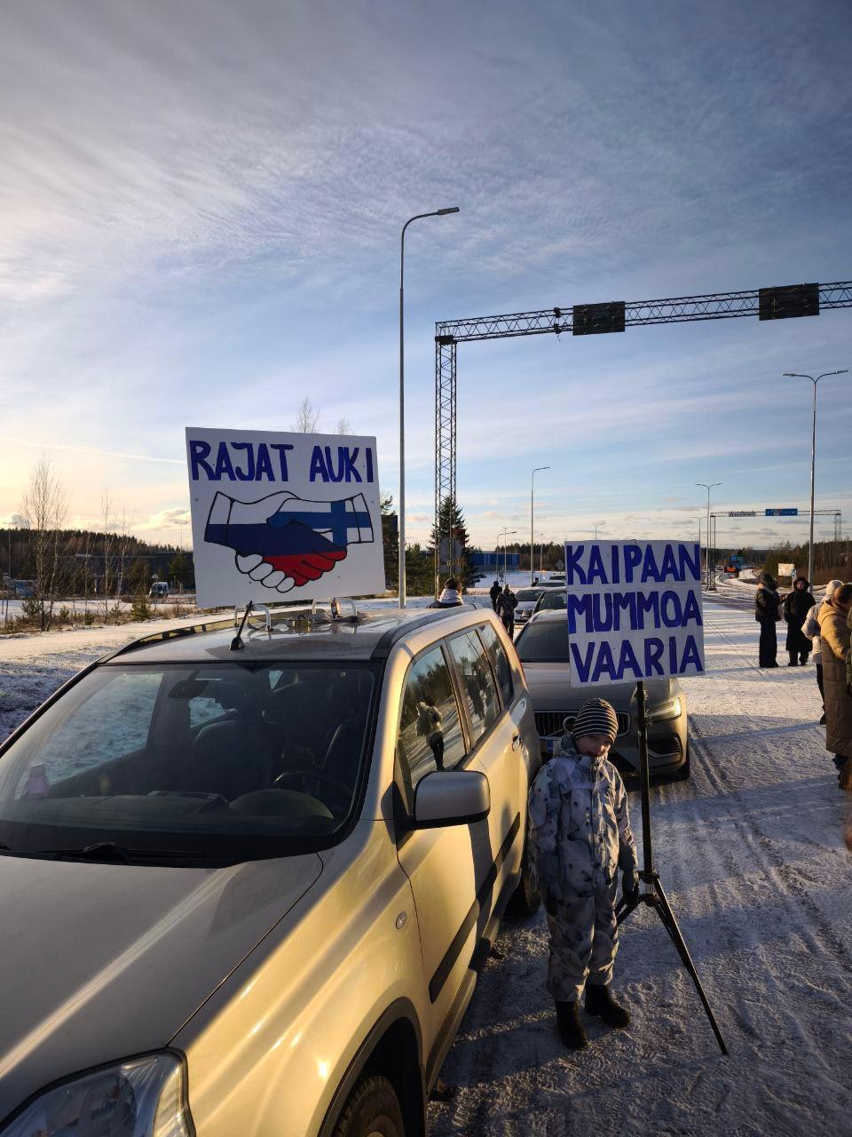 В Финляндии прошли автопробеги за открытие границы с Россией! В Финляндии прошли автопробеги за открытие границы с Россией!