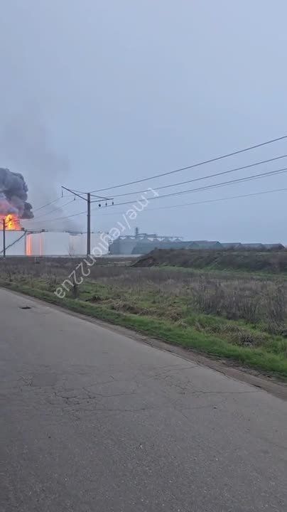 ����� ����� � �������� ���������� ������������ � ����� ������, ������� ��� �������� ������� ����� (����������: 46.64731, 31.03799)