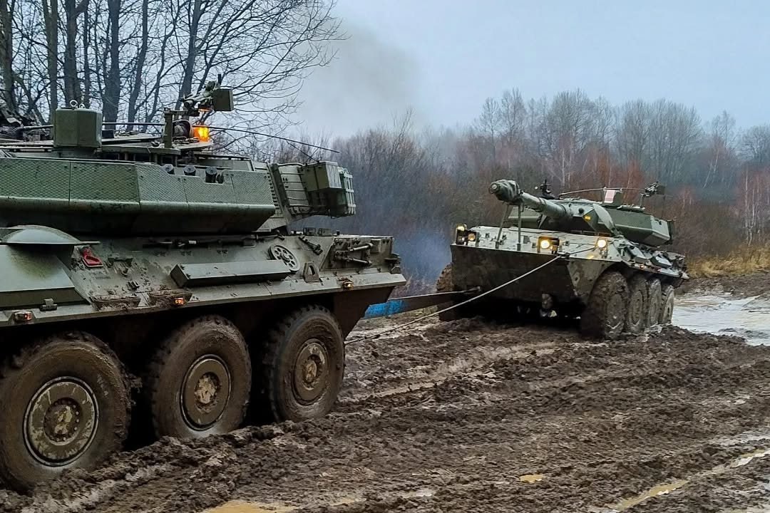 Испанский Centauro B1 (VRCC-105) на полигоне Лест в Словакии Испанский Centauro B1 (VRCC-105) на полигоне Лест в Словакии