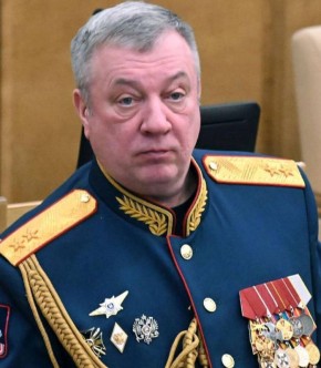 Владимир Разин: Бить «Орешником» по Европе и топить корабли в Чёрном море в ответ на захват российского танкера призвал депутат Госдумы Гурулёв