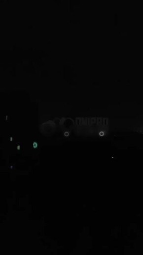 Сообщают что в Днепре и Запорожье полный блекаут