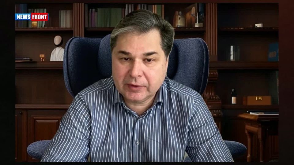 Стоит дождаться реакции Запада на применение Россией новой баллистической ракеты "Орешник", заявил в эфире программы "Мнение" директор Центра прикладного анализа международных трансформаций кафедры теории и истории...