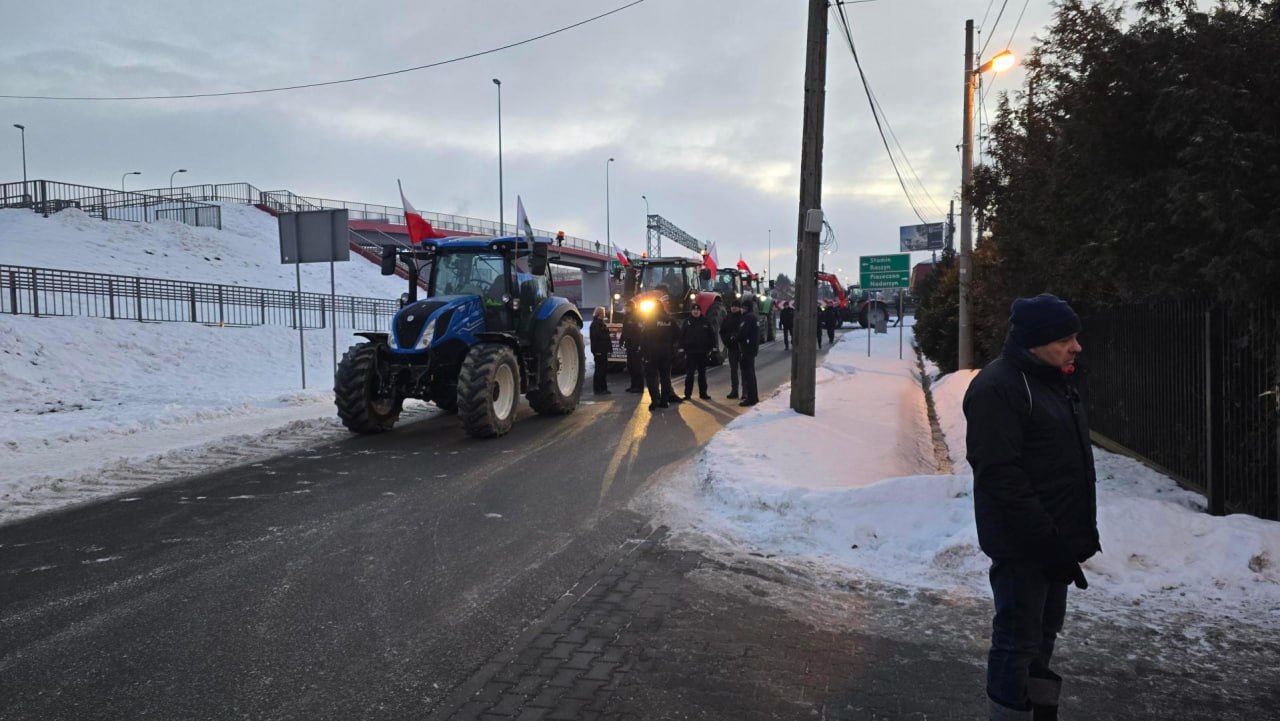 Фермеры в Польше протестуют против соглашения ЕС и Меркосур Фермеры в Польше протестуют против соглашения ЕС и Меркосур