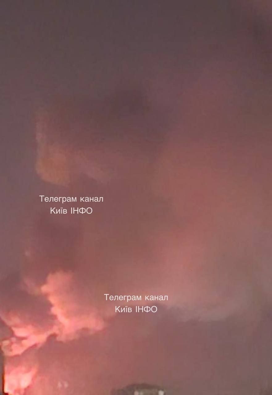 Пожар в Соломенском районе Киева после налёта дронов