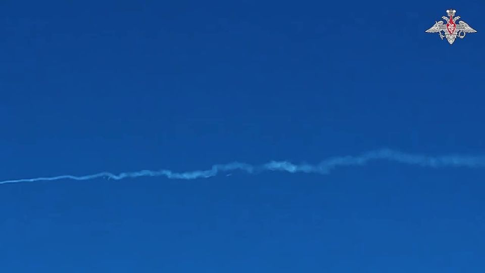 САУ «Мста-С» группировки «Восток» высокоточными боеприпасами «Краснополь» уничтожили укреплённые позиции ВСУ в Запорожской области