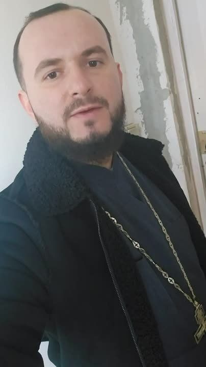 это. Наш храм очень сильно нуждается в помощи Дорогие братья и сёстры во Христе! С глубокой надеждой и болью в сердце обращаюсь к Вам я, иерей Андрей Михайлович Башкатов