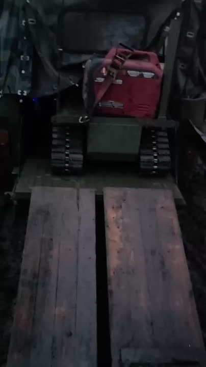 Внезапное спасение: новый российский НТРК на испытаниях спас волонтёрам жизнь в прифронтовой зоне в СВО