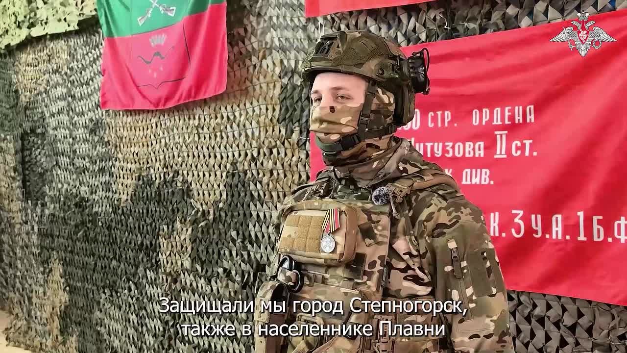 Минобороны России: Добровольцев отряда «БАРС-37» группировки войск «Днепр» наградили в одном из тыловых районов СВО за проявленные мужество, отвагу и героизм в ходе выполнения боевых задач