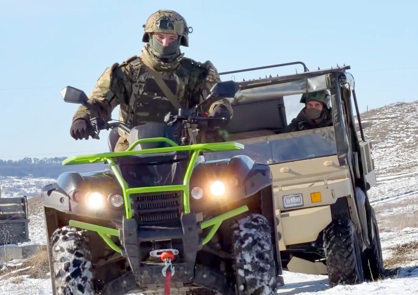 Подписавшие контракт с Минобороны России военнослужащие обучились применению мотовездеходов типа «Багги» на полигоне Южного военного округа Подписавшие контракт с Минобороны России военнослужащие обучились применению мотовездеходов типа «Багги» на полигоне Южного военного округа