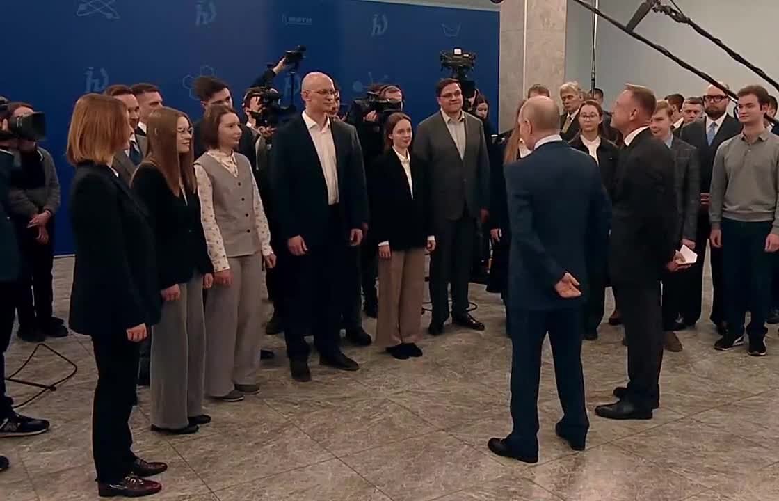 Россия продолжит осваивать Арктику, несмотря на то, что вместо глобального потепления может наступить похолодание, — Путин