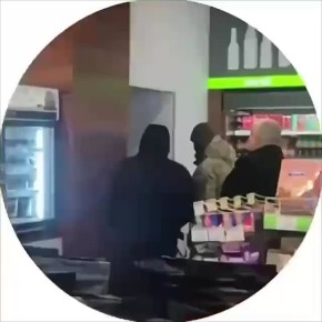 Полтава. ТЦКшники на местной заправке выбили дверь в туалете и забрали от туда мужика